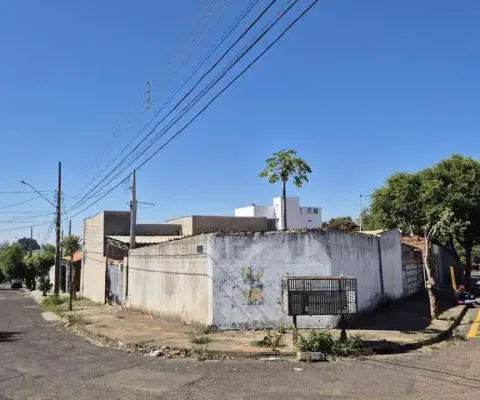 Prédio residencial com área de 294,31m² - marília/sp