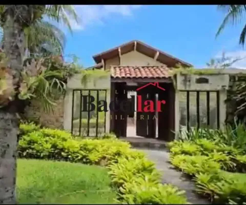 Casa em condomínio fechado com 12 quartos à venda na Rua José Leal da Silva, Barra da Tijuca, Rio de Janeiro