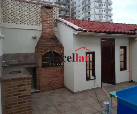 Casa em condomínio fechado com 4 quartos para alugar na Rua Uruguai, Tijuca, Rio de Janeiro