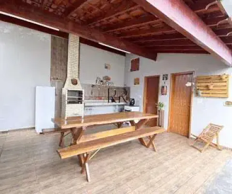 Casa com 3 quartos à venda na Rua Santo Frogeri, Imperial, Varginha