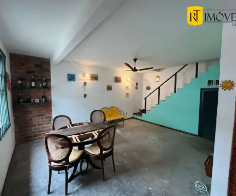 Casa de vila a venda de 3 quartos no jardim flamboyant cabo frio rj