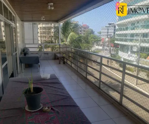 Amplo apartamento de 3 quartos à venda no centro de cabo frio