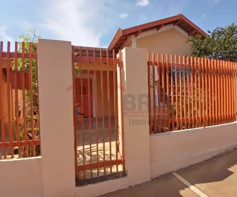 Casa com 3 quartos para alugar no Centro, Barretos 