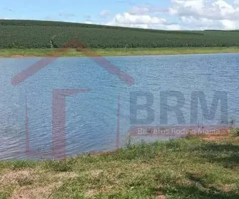 Vende-se rancho no povoado do prata distrito de barretos-sp.