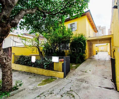 Casa com 4 quartos à venda na Rua Beatriz, --, Vila Madalena, São Paulo