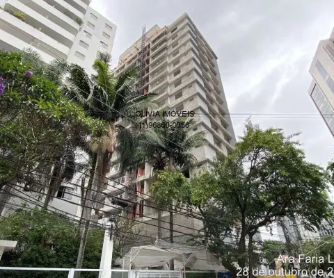 Studio a venda com 26mts, terraço a 300m do metrô faria lima.