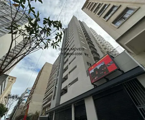 O apartamento com 38mts 2 dormitórios, 1 banheiro, cozinha, sala, terraço, localizado a poucos passos do metrô luz.