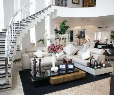 Casa / sobrado em condomínio para aluguel - setor faicalville, 5 quartos,  590 m² - goiânia