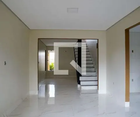 Casa para aluguel - parque trindade, 4 quartos,  600 m² - aparecida de goiânia