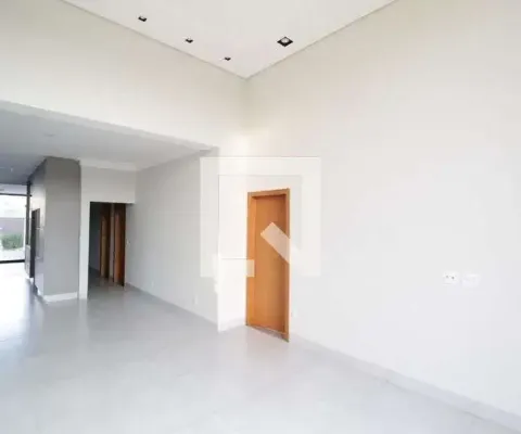 Casa / sobrado em condomínio para aluguel - granja marileusa, 4 quartos,  232 m² - uberlândia