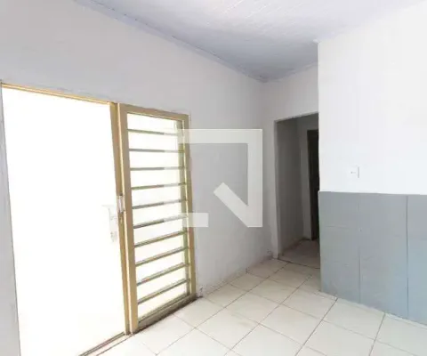 Casa para aluguel - setor leste universitário , 2 quartos,  90 m² - goiânia