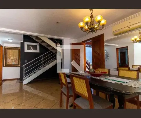 Casa / sobrado em condomínio para aluguel - santa rosa , 4 quartos,  420 m² - niterói