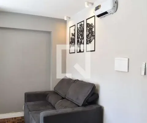 Kitnet / stúdio para aluguel - centro, 1 quarto,  20 m² - curitiba