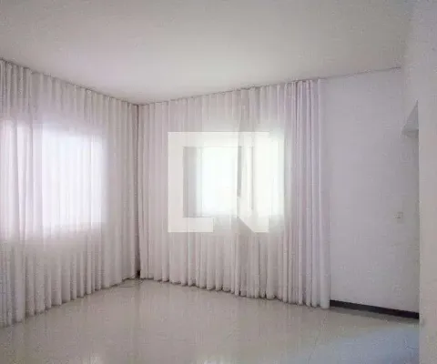 Casa / sobrado em condomínio para aluguel - retiro do chalé, 5 quartos,  366 m² - brumadinho