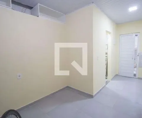 Kitnet / stúdio para aluguel - brasilândia, 1 quarto,  14 m² - são gonçalo