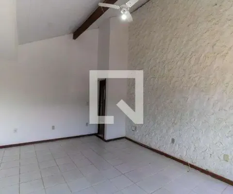 Casa para aluguel - engenho do mato, 2 quartos,  100 m² - niterói