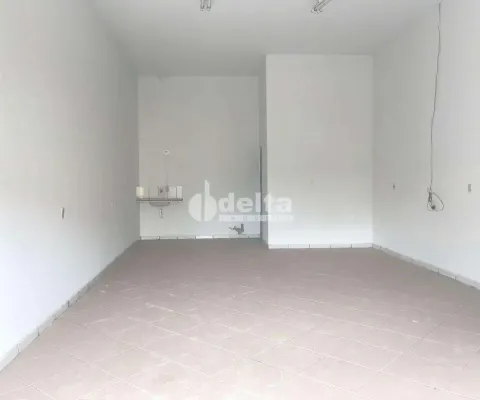 Loja disponível para locação no bairro nossa senhora das graças em uberlândia-mg.