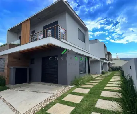 Casa com 3 quartos à venda na Rua Eneas Faraco Guimarães, S N, Centro, Garopaba