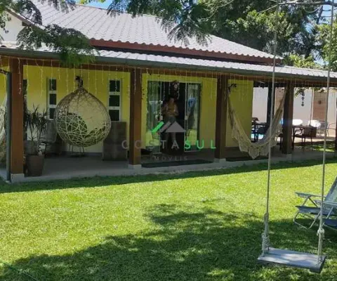 Casa com 3 quartos à venda na Estrada geral, Sn, Grama, Garopaba