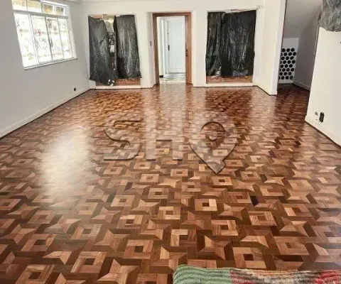 Casa comercial à venda na Rua Dona Maria Carolina, 514, Jardim Paulistano, São Paulo