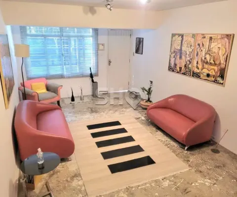 Casa com 2 quartos para alugar na Rua Paris, 722, Sumaré, São Paulo