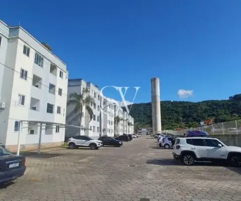 Apartamento a venda com 02 dormitórios em fundos/ biguaçu, sc
