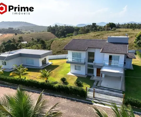 Espetacular casa à venda situada em um dos melhores condomínios fechado de guarapari/es. marque uma visita e se encante!
