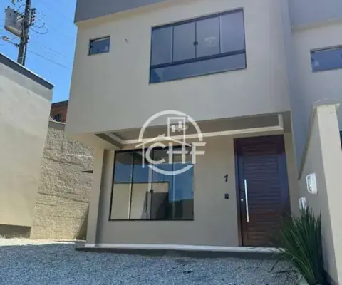 Casa com excelente espaço lateral , tomaz coelho, brusque - sc