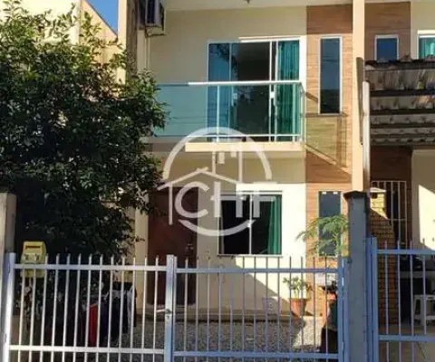 Sobrado com área de festas, águas claras, brusque - sc