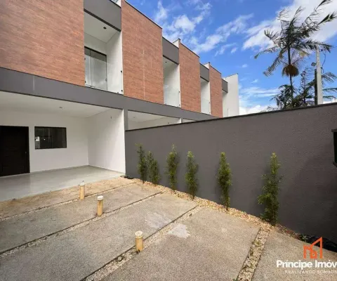Casa com 3 quartos à venda na Rua Treze de Maio, 78, Iririú, Joinville