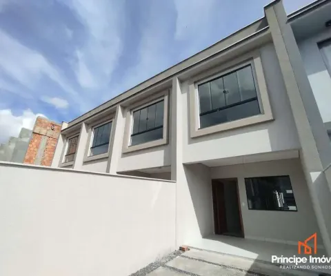 Casa com 3 quartos à venda na Rua Frederico Lange, 110, Costa e Silva, Joinville