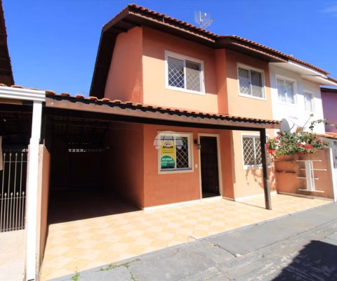 Casa com 3 quartos para alugar na Rua Oliveira Viana, 1739, Boqueirão, Curitiba