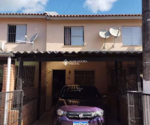 Casa em condomínio fechado com 2 quartos à venda na Rua Atílio Supertti, 580, Vila Nova, Porto Alegre