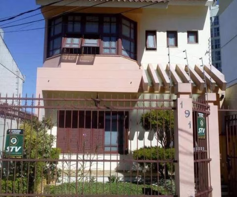 Casa com 4 dormitórios para alugar, 290 m² por R$ 5.905,00/mês - Camaquã - Porto Alegre/RS
