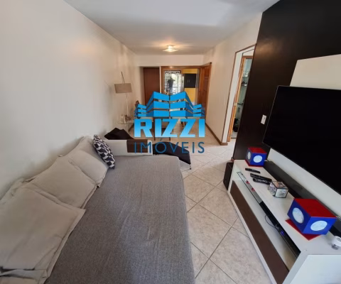Maravilhoso apartamento com 03 quartos junto ao Centro da Freguesia