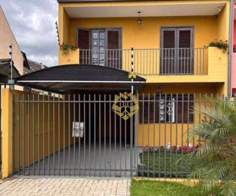 Maravilhoso sobrado com 3 dormitórios para alugar, 150 m² por R$ 4.800/mês - Uberaba - Curitiba/PR