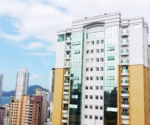 LOCAÇÃO ANUAL - ANDAR ALTO - MOBÍLIADO - 3 SUÍTES - 2 VAGAS - ÁREA DE LAZER COMPELTA
