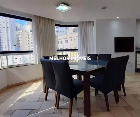 Locação anual quadra mar mobiliado com 3 dormitórios sendo 1 suíte localizado em Balneário Camboriú.