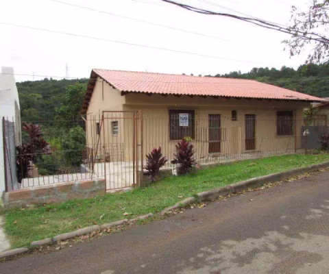 Cod.imóvel: 2221 - Casa no Bairro VILA NOVA com 35 m2, 1 dormitório, Cozinha, Tanque