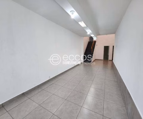 Casa para aluguel, 3 quartos, 1 suíte, 1 vaga, Santo Antônio - Belo Horizonte/MG