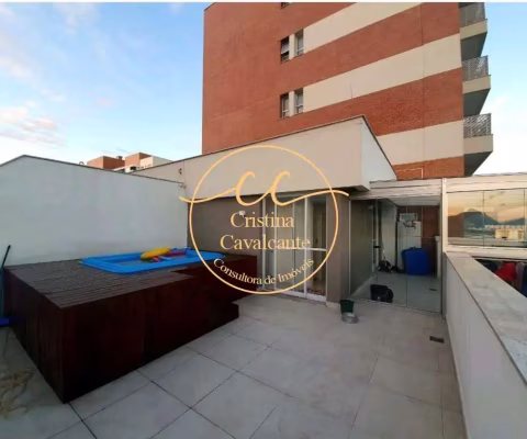 Imperdível! Cobertura à venda em Jacarepaguá-RJ com 3 quartos, 3 suítes, 150m² de área e 2 vagas de garagem.