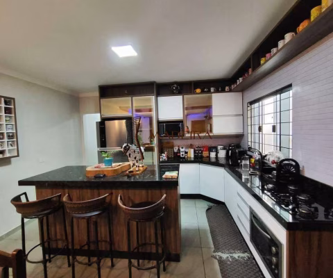 CASA A VENDA EM IGUATEMI - MARINGÁ