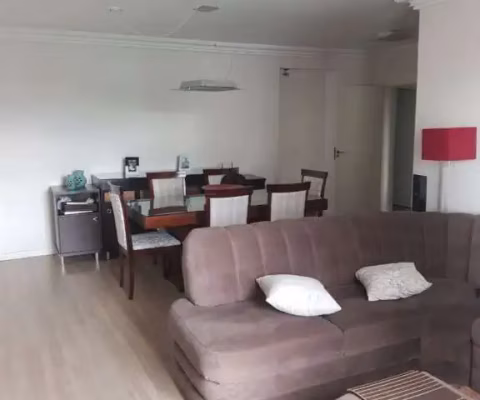 Apartamento 03 Dormitórios no Centro