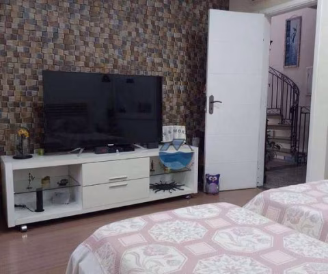 Casa com 3 dormitórios para alugar, 320 m² por R$ 7.800,01/mês - Gonzaga - Santos/SP
