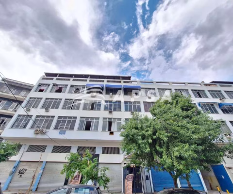 APARTAMENTO DE 47 M², SENDO SALA AMPLA, QUARTO AMPLO, BANHEIRO SOCIAL, COZINHA, ÁREA DE SERVIÇO E BA