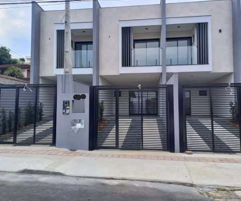 Sobrado à venda no bairro Floresta - Joinville/SC