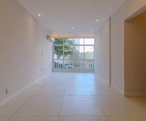 D26-Ipanema-RJ - Apartamento REFORMADO SEMIMOBILIADO  112 m² 3 quartos 1 suíte 3 banheiros.Frente