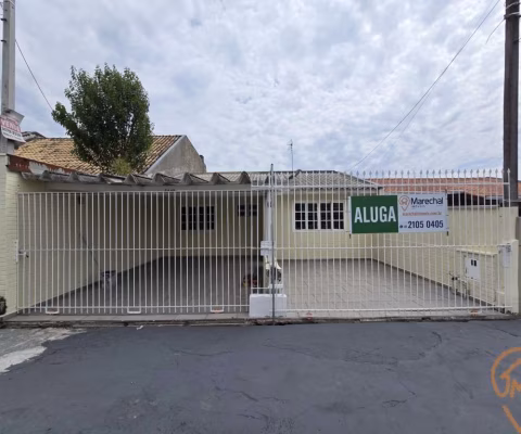 Casa Residencial com 3 quartos  para alugar, 90.00 m2 por R$2610.00  - Xaxim - Curitiba/PR