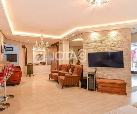 Apartamento com 2 quartos no Água Verde - J8