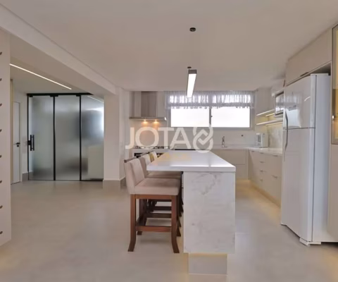 Apartamento 4 quartos todo reformado c/ garagem